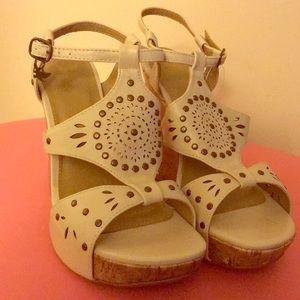 Tan wedged heels sandals